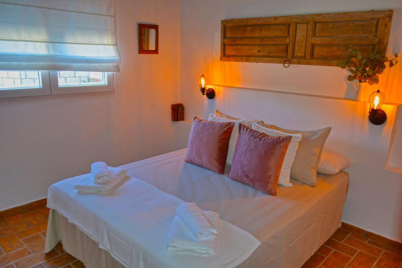 La Esperanza 1 Y 2 Villa เมดินาซิโดเนีย ภายนอก รูปภาพ