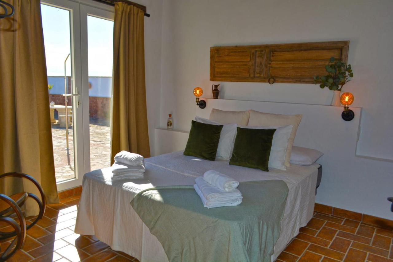 La Esperanza 1 Y 2 Villa เมดินาซิโดเนีย ภายนอก รูปภาพ